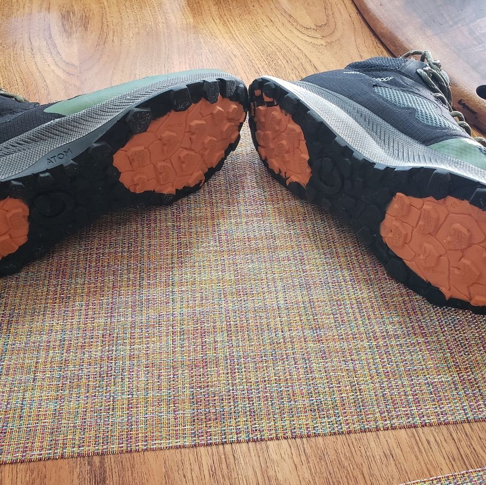 Running shoes - Picture 4 of 4